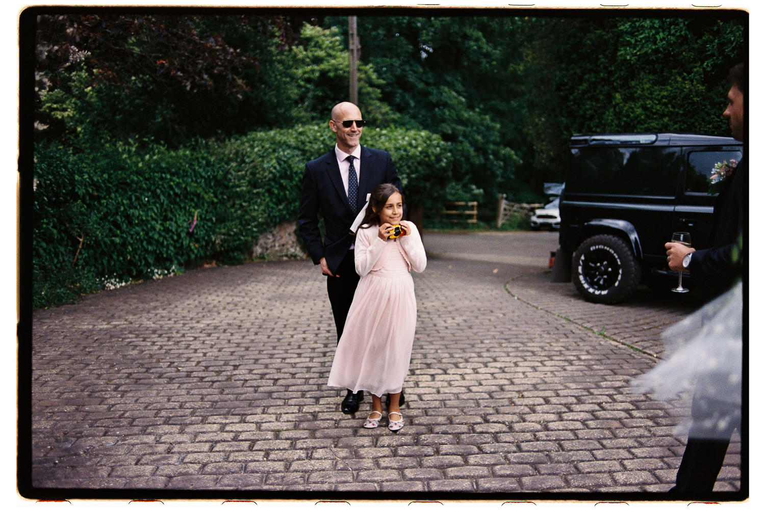 OLD LUXTERS BARN WEDDING PHOTOGRAPHY ON ANALOGUE FILM 03 016 OLD LUXTERS BARN WEDDING PHOTOGRAPHY ON ANALOGUE FILM 03 016
